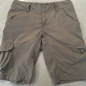 Women’s North face short
